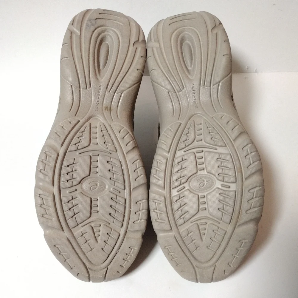 Easy Spirit Women's Brigg2 Slip-On Comfort Walking Sneakers Beige Size 11
